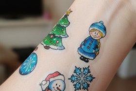 Переводные тату на Новый Год